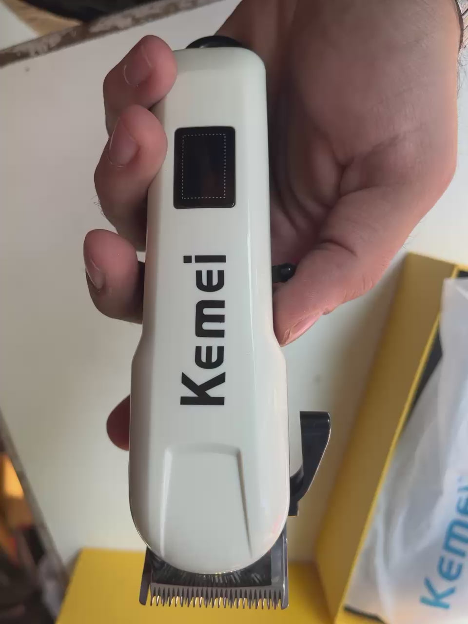Buy Original Kemei KM-809A Trimmer for men – GNS Trimmers